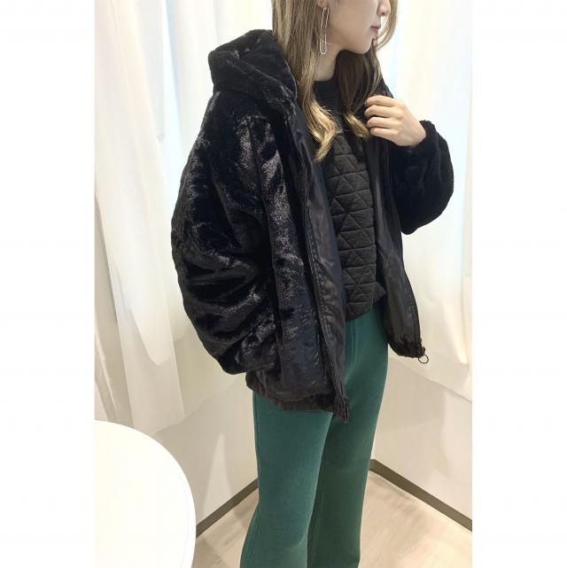 ファーストリートロゴブルゾン