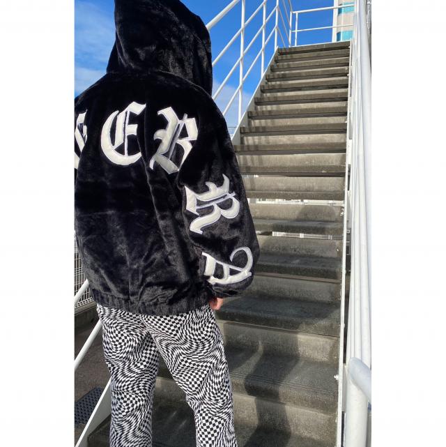 ファーロゴブルゾン