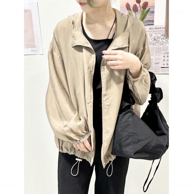 オーガンジーシアーマウンテンパーカー