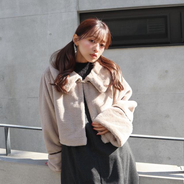 スタンドカラーファーブルゾン