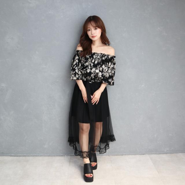 裾レースチュールロングスカート