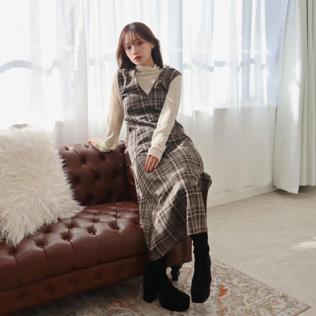 ウールライク深Vネックチェックジャンスカ