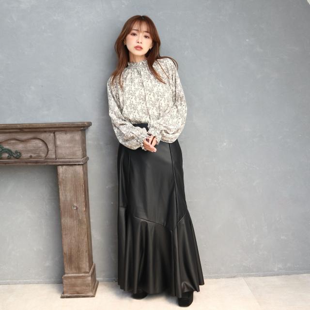 合皮マーメイドスカート