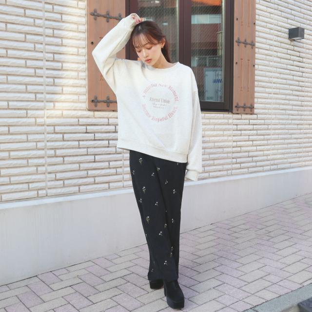 カットコール花柄刺繍ナロースカート