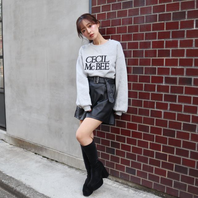 ベルト付き合皮ショートパンツ ベルト付き合皮ショートパンツ