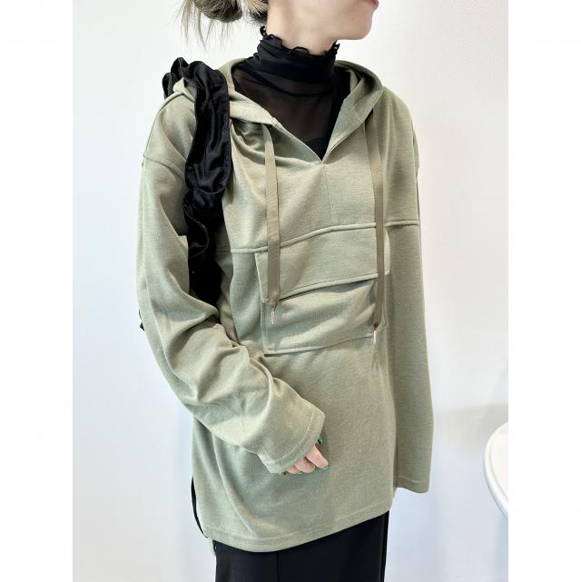 ポケット付きチュニックパーカー