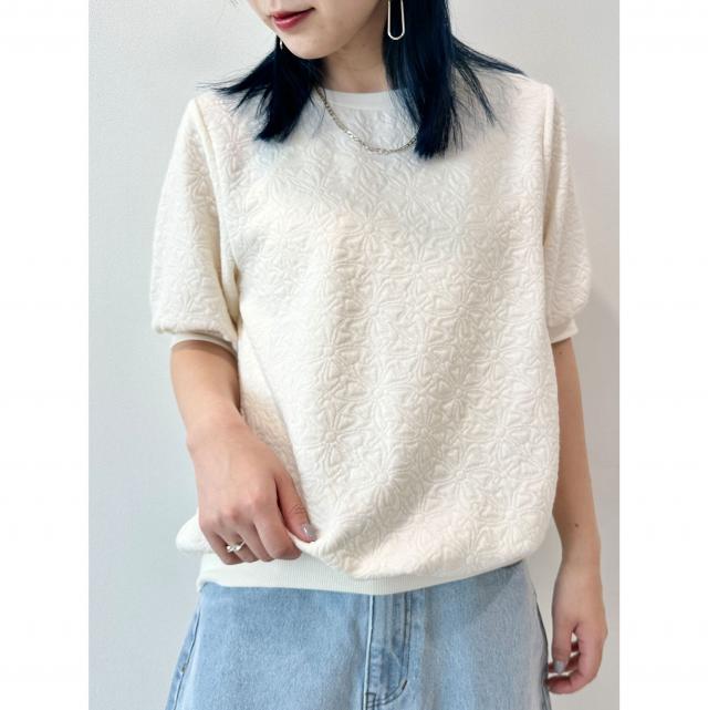 花柄ふくれジャガードトップス