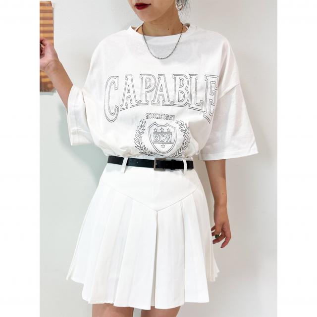 カレッジ風ロゴTシャツ