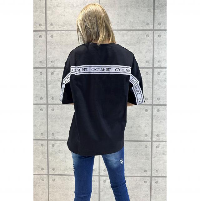 バックロゴラインTシャツ