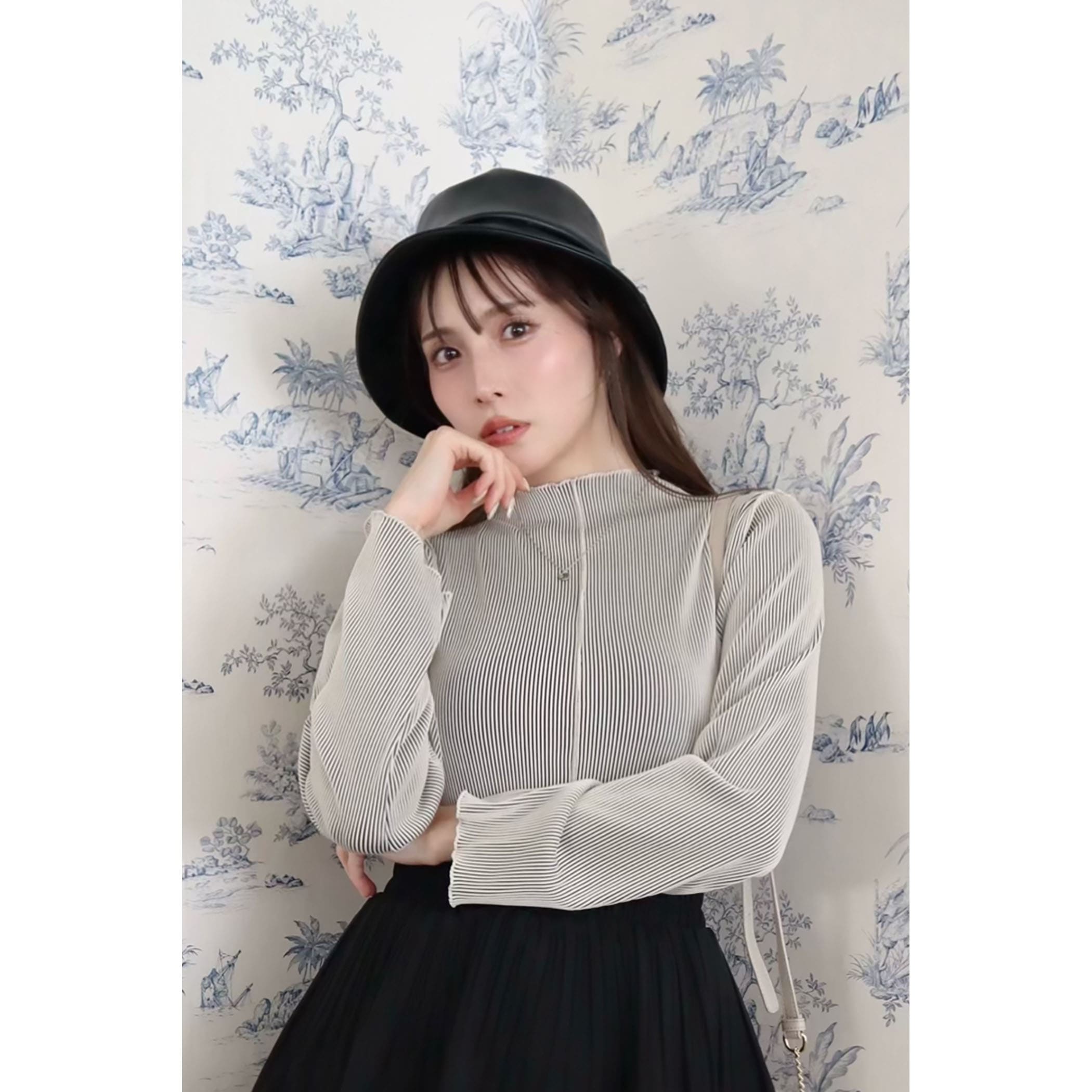 2WAYプチハイネックメロートップス