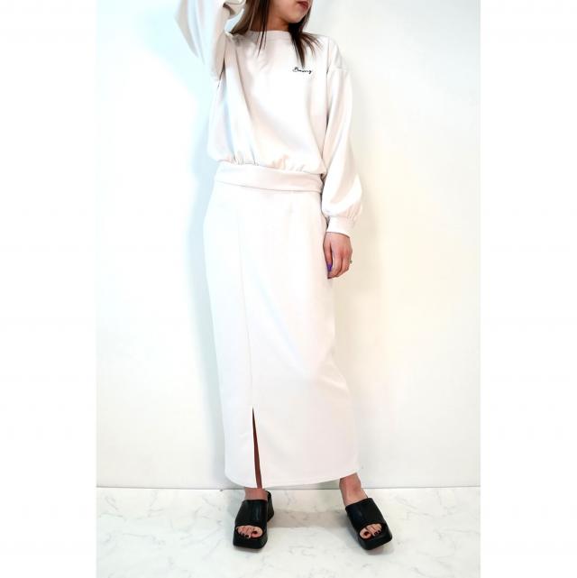 ダンボールニットナロースリットスカート