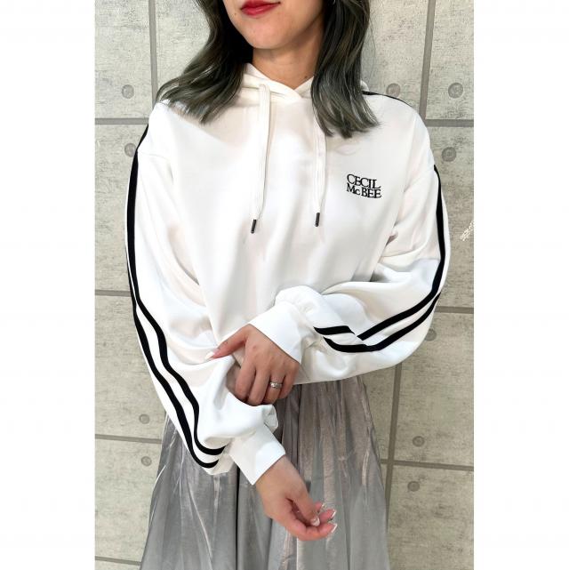 ダンボールニットワンポイントロゴ刺繍パーカー