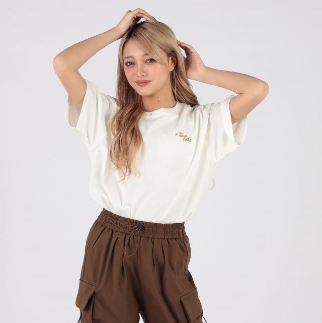 バックレタリングプリント刺繍Tシャツ