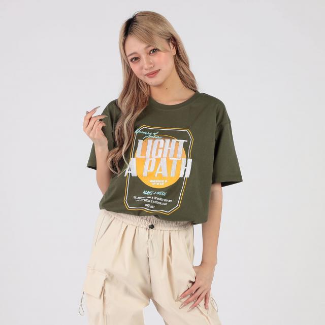 ”LIGHT A PATH”プリント刺繍Tシャツ