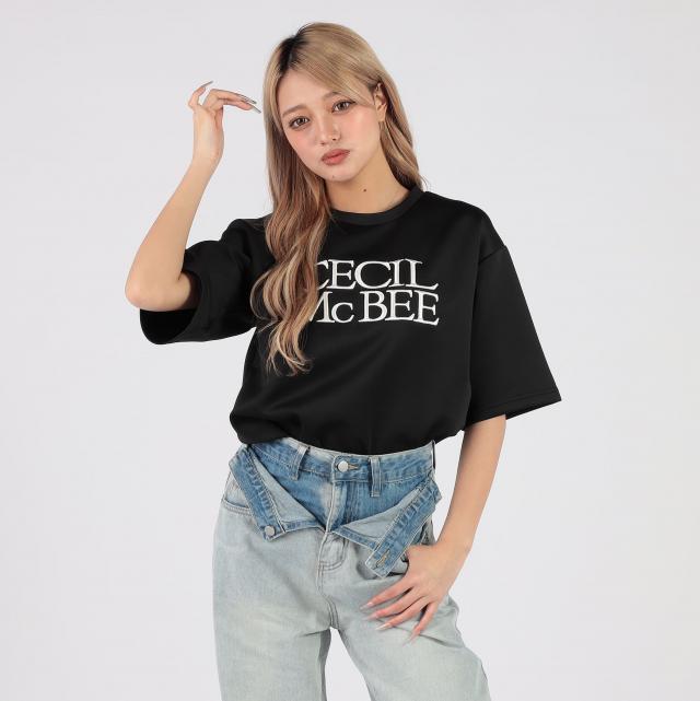 刺繍ロゴクルーネックTシャツ