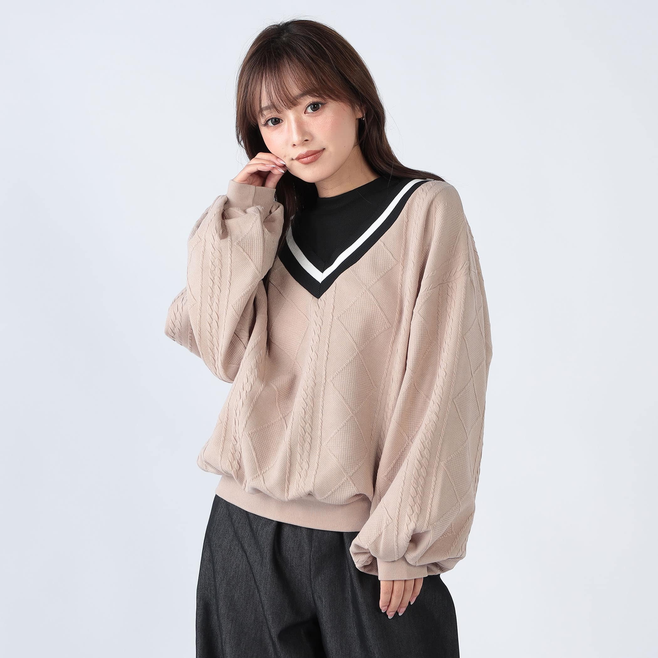オフベージュ