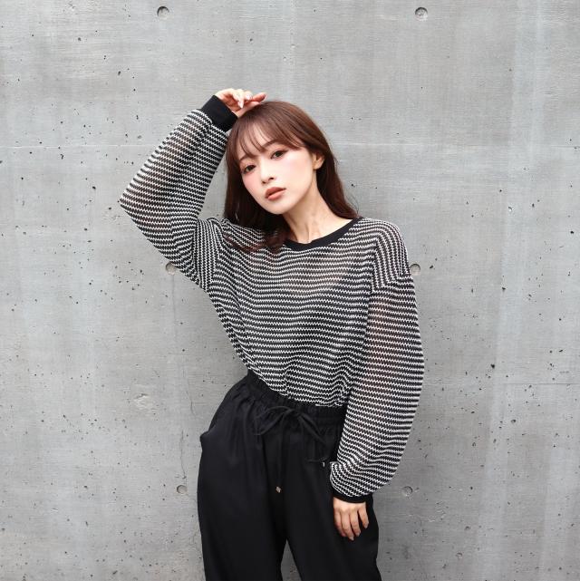 かぎ針風ボーダーゆるシルエットプルオーバー