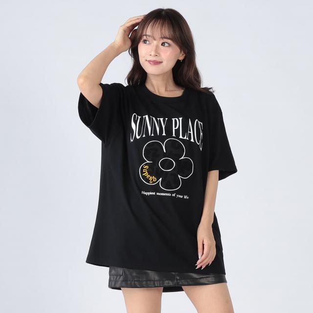 フラワーパッチTシャツ