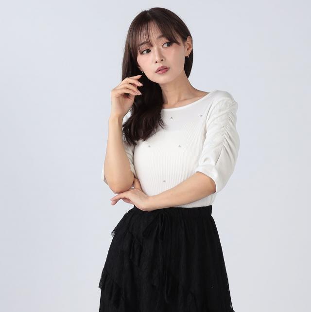 ビジュー付きパワショルトップス