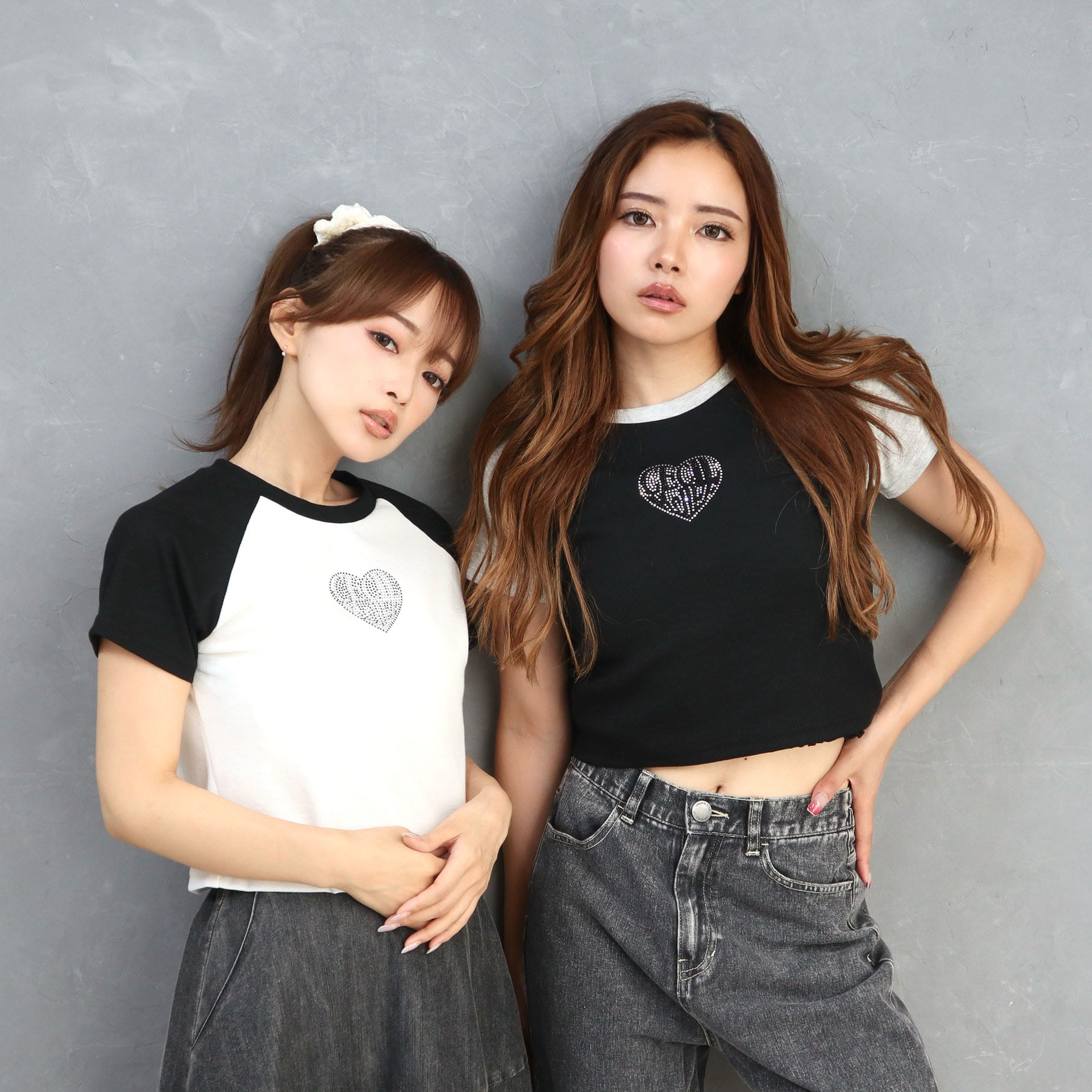 ラインストーンロゴ ラグランコンパクトトップス