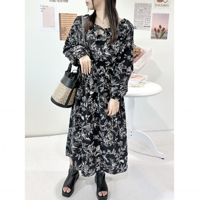 ドロストフラワープリントワンピース