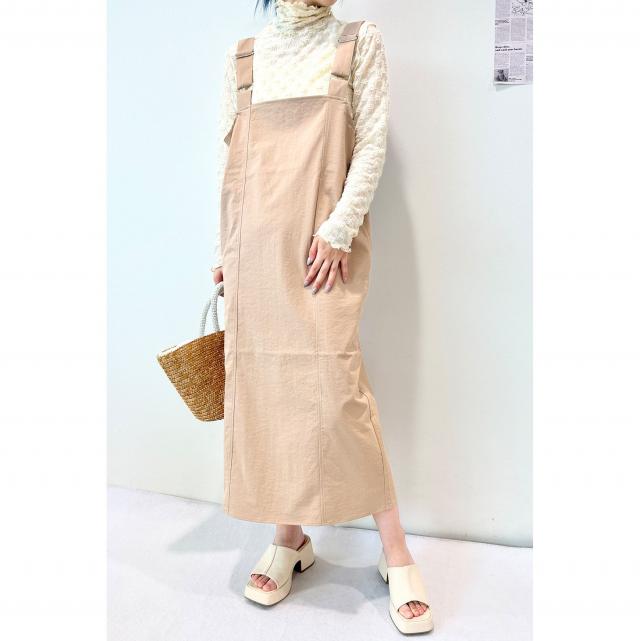 ベルトストラップジャンスカ