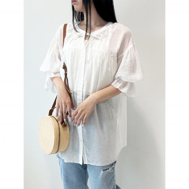 キャンディースリーブブラウス