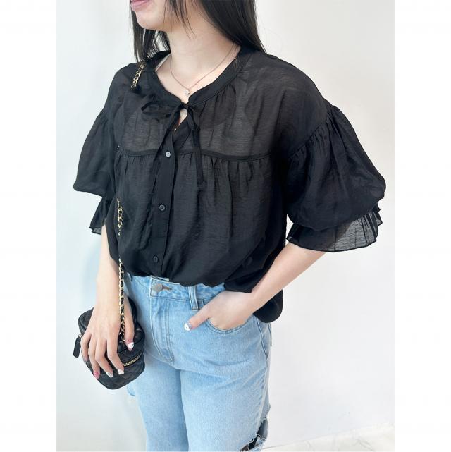 キャンディースリーブブラウス