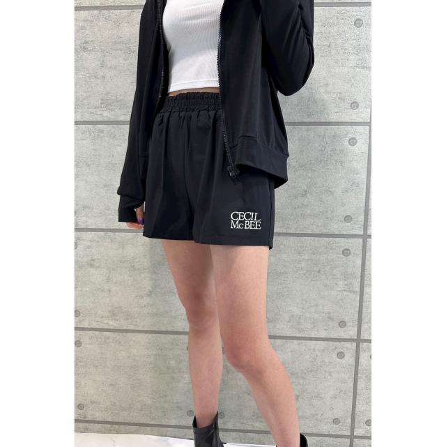 ウォーターショートパンツ