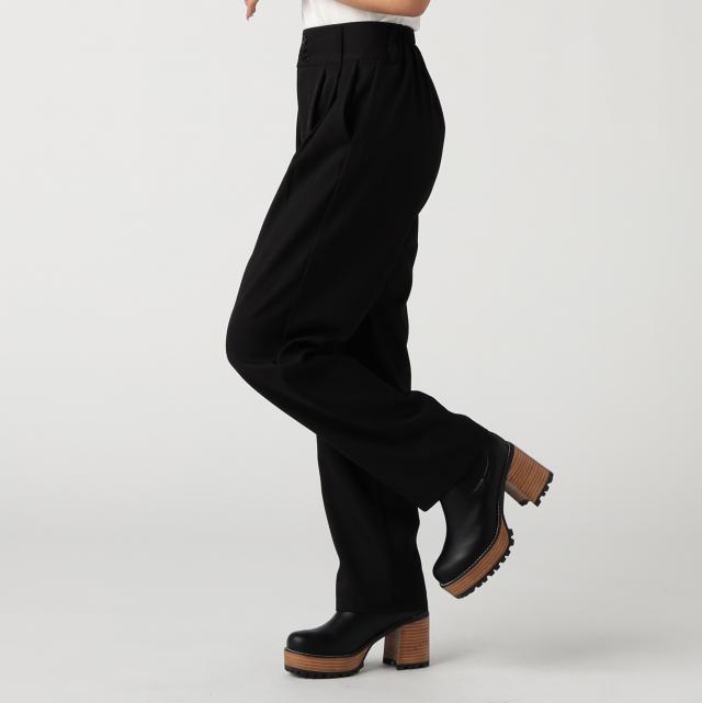 ストレートパンツ