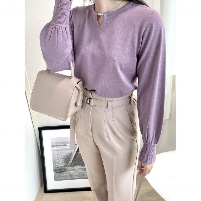 3連パール付きプルオーバー