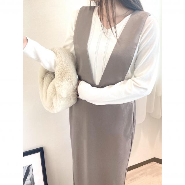 柄編みVネックプルオーバー