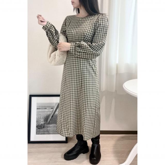 チェックバックシャーリングワンピース