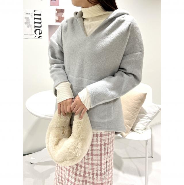 もこもこパーカープルオーバー