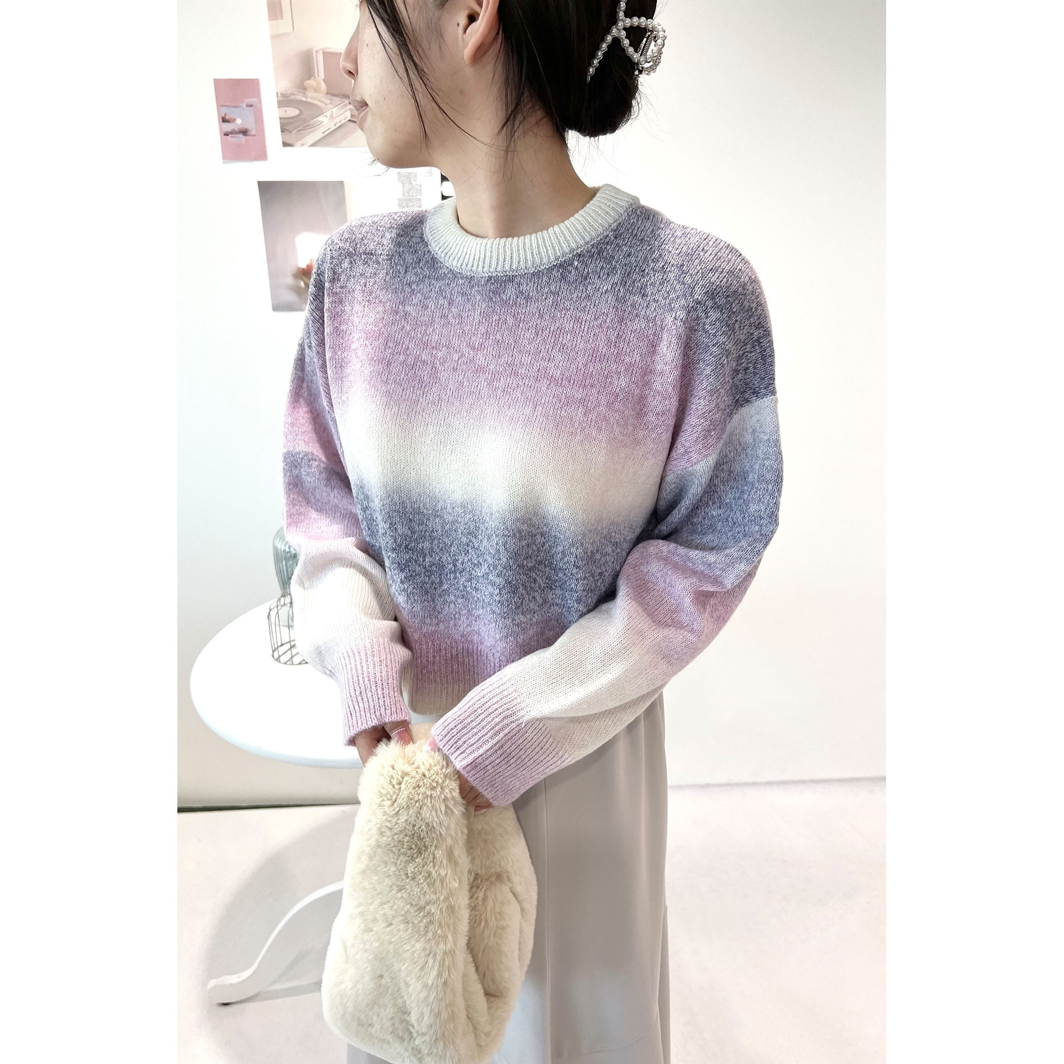 グラデーションニットプルオーバー