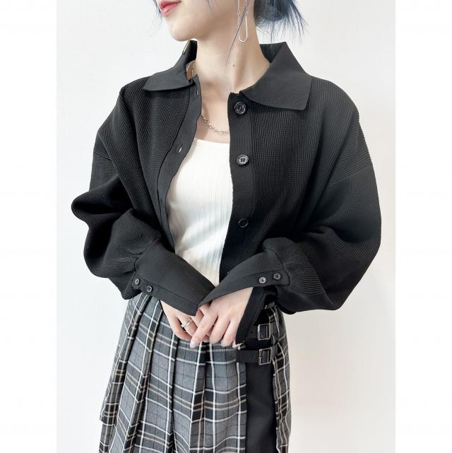 スポンディッシュ衿付きクロップドカーディガン