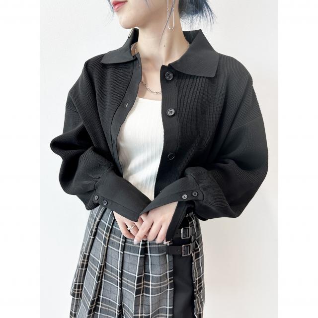 スポンディッシュ衿付きクロップドカーディガン