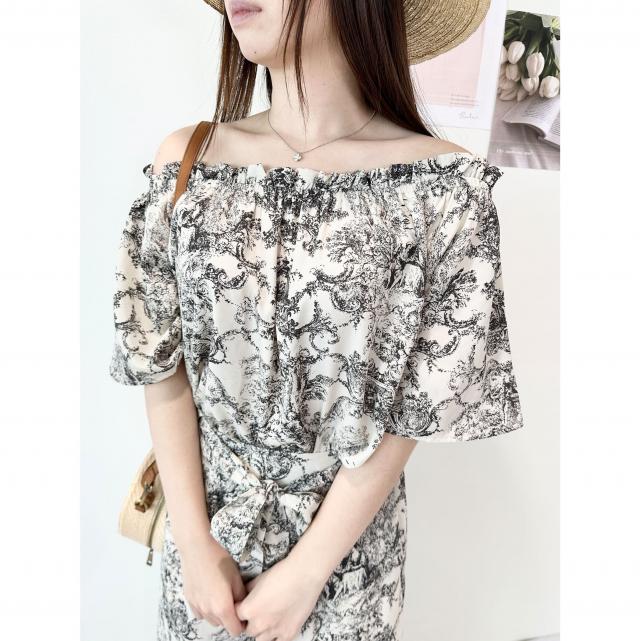 プリントフレア袖２WAYブラウス