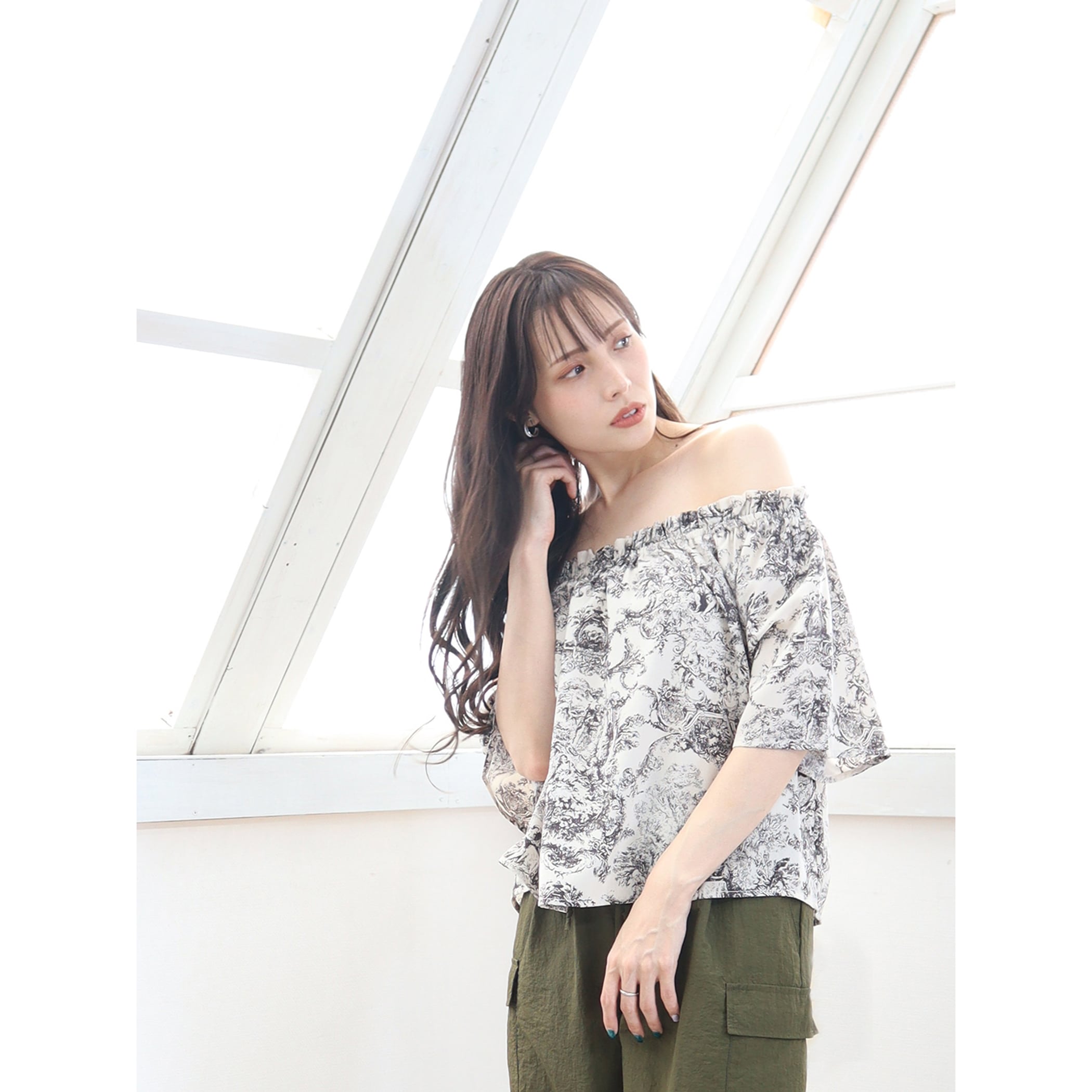 プリントフレア袖2WAYブラウス