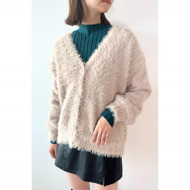 Vネックニットカーディガン