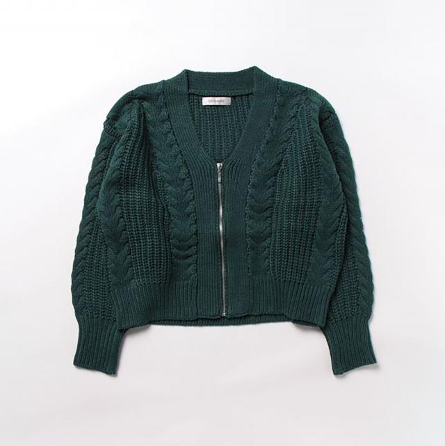 ケーブルニットジップカーディガン