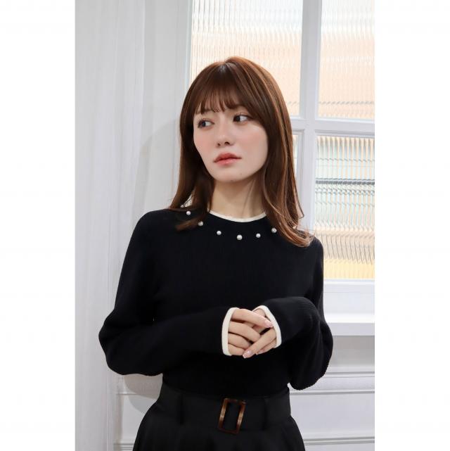 パール付き配色ボトルネックプルオーバー