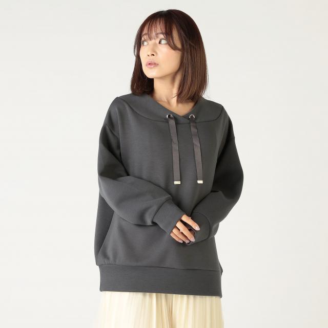 スフレタッチ抜き襟プルオーバー