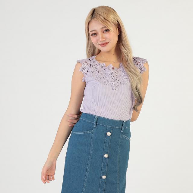 ランダムテレコ胸元レースプルオーバー