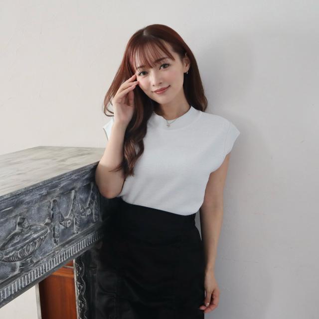 接触冷感　ラメバックボタンニットプルオーバー