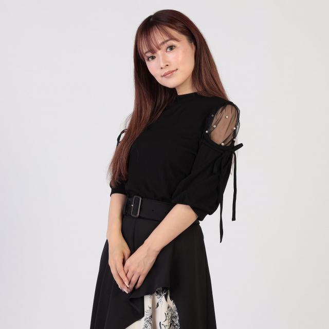 肩シアーパール付きプルオーバー