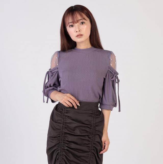 肩シアーパール付きプルオーバー