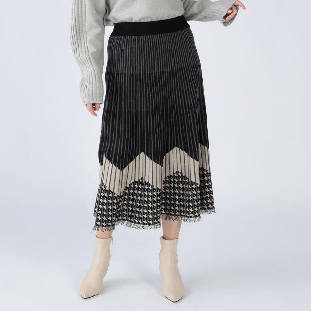 プリーツジャガードスカート