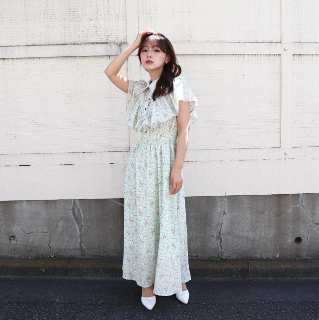 花柄フリルギャザーワンピース