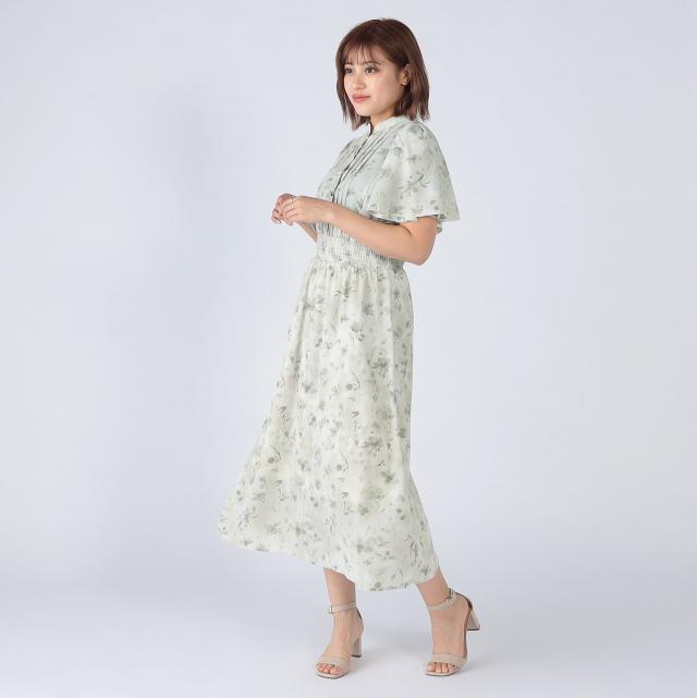 フレア半袖ピンタックワンピース